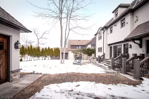 105 Larned Rd, Summit, NJ 07901 photo 17