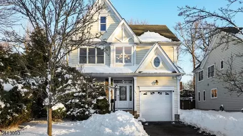 121 Greene Pl, Westfield, NJ 07090