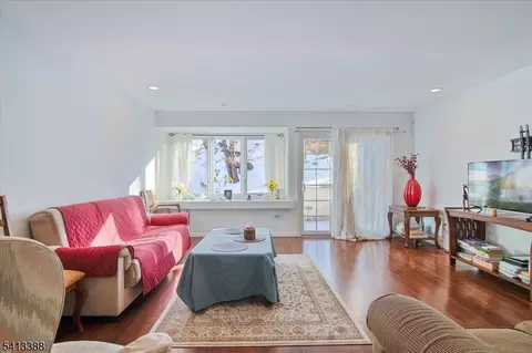 180 Marion Dr, West Orange, NJ 07052