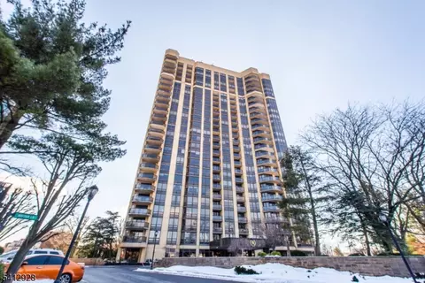 900 Palisade Ave, Fort Lee, NJ 07024