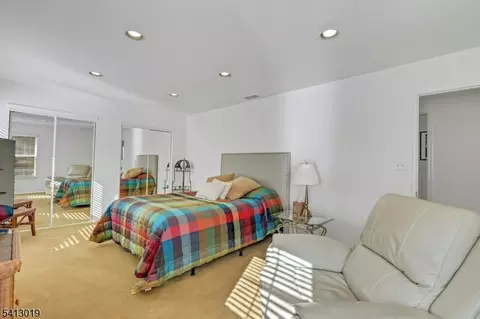 211 Warbler Dr, Wayne, NJ 07470 photo 30