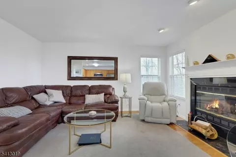 211 Warbler Dr, Wayne, NJ 07470 photo 13