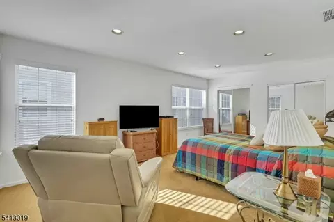 211 Warbler Dr, Wayne, NJ 07470 photo 29