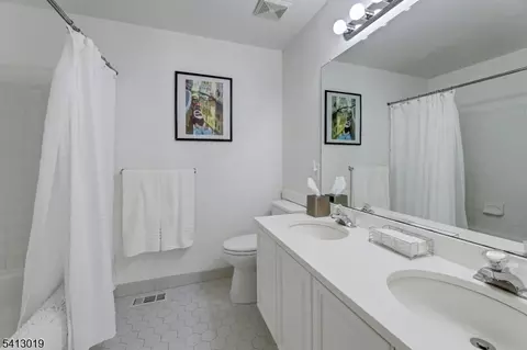 211 Warbler Dr, Wayne, NJ 07470 photo 34