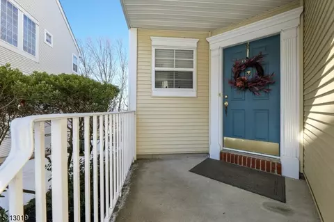 211 Warbler Dr, Wayne, NJ 07470 photo 3