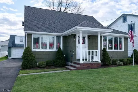 6 Patton St, Lodi, NJ 07644