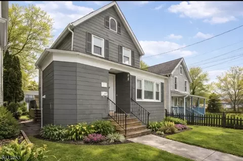 27 Stone St, North Plainfield, NJ 07060