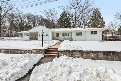 33 Lotz St, North Haledon, NJ 07508