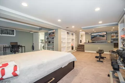 16 Lawrence Rd, Wayne, NJ 07470 photo 13