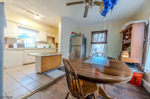 Dining - 820 E 2nd St, Plainfield, NJ 07062 photo 3 of 3