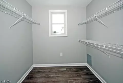 824 Drake Ave, Middlesex, NJ 08846 photo 18