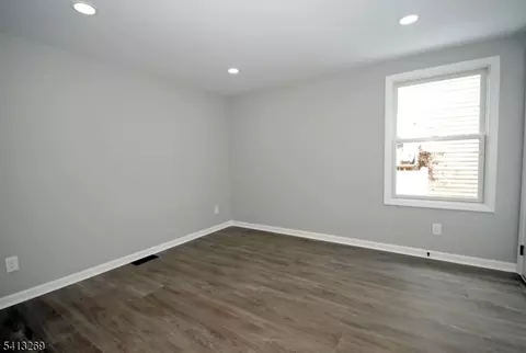 824 Drake Ave, Middlesex, NJ 08846 photo 19