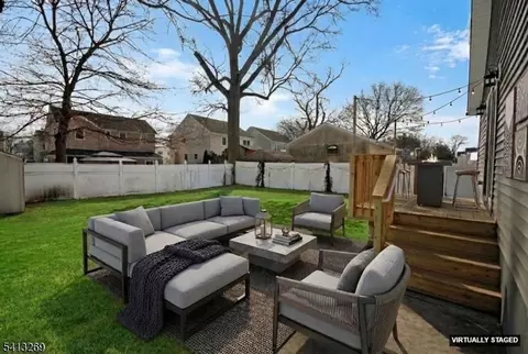 824 Drake Ave, Middlesex, NJ 08846 photo 2