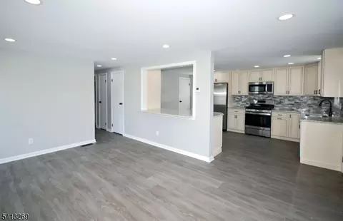824 Drake Ave, Middlesex, NJ 08846 photo 23
