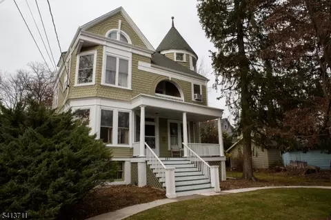 281 Gregory Ave, West Orange, NJ 07052