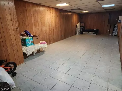 743 Boyd Rd, Paramus, NJ 07652 photo 9