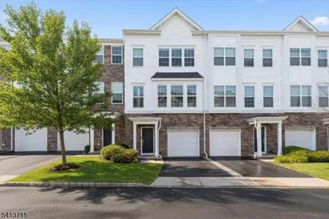303 Saratoga Ct, Branchburg, NJ 08876