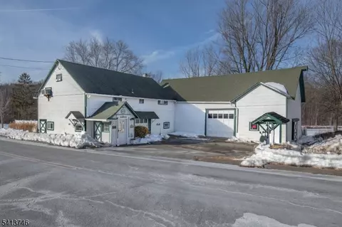 120 Fairmount Rd E, Tewksbury Twp, NJ 07830