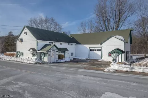 120 Fairmount Rd E, Tewksbury Twp, NJ 07830