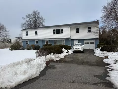 10 Cardinal Ln, Lincoln Park, NJ 07035