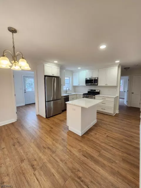 34 Scott Ave, South Amboy, NJ 08879