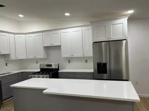 223 Wycoff Way, East Brunswick, NJ 08816