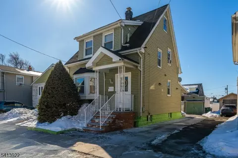 828 Allen St, Linden, NJ 07036