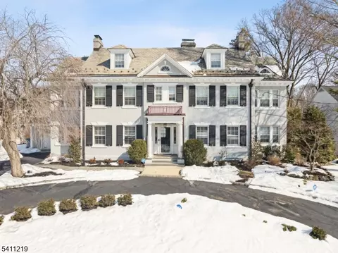 1532 Long Mdw, Mountainside, NJ 07092