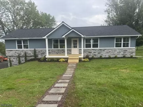 8 Elmhurst Rd, Milford, NJ 08848