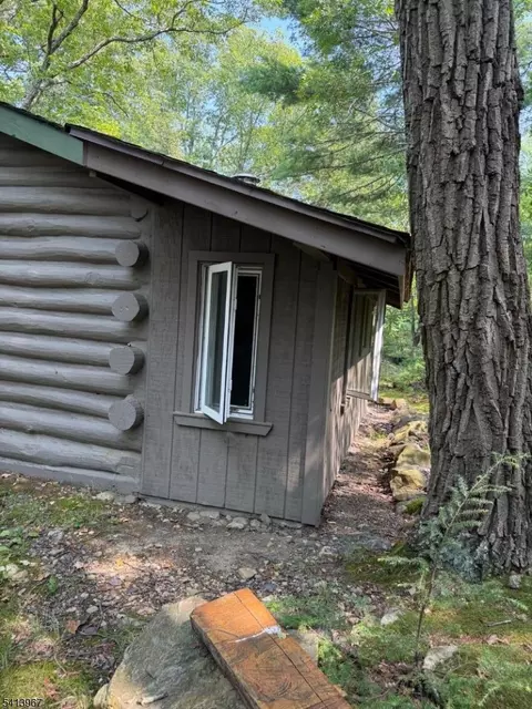 00 Rock Ledge Rd, West Milford Twp, NJ 07480