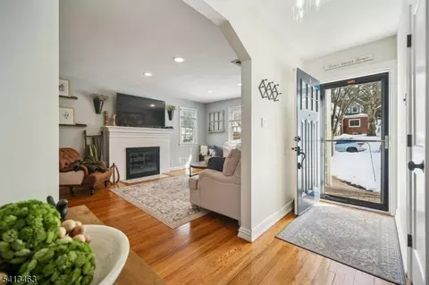 35 Lenox Ter, West Orange, NJ 07052
