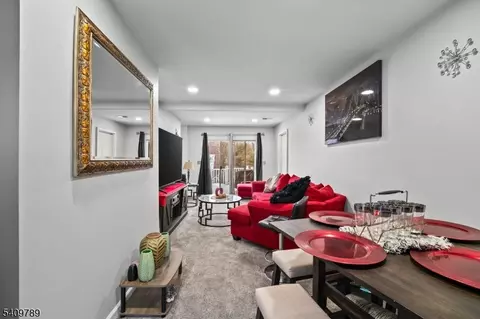 201 Newark Pompton Tpke, Wayne, NJ 07470 photo 13