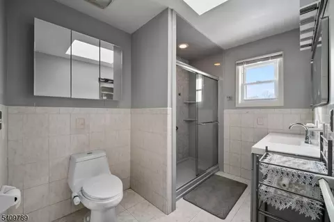 201 Newark Pompton Tpke, Wayne, NJ 07470 photo 19