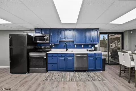 201 Newark Pompton Tpke, Wayne, NJ 07470 photo 31