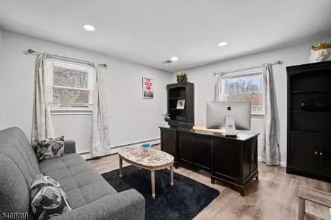 201 Newark Pompton Tpke, Wayne, NJ 07470 photo 11
