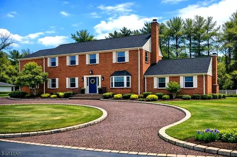 31 Garfield Ave, Madison, NJ 07940