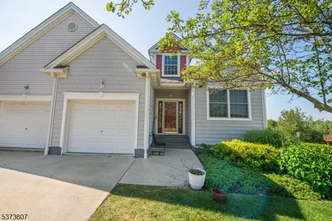 11 Fairchild Ln #11, Wantage, NJ 07461