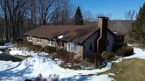 327 Mountain Lake Rd, Great Meadows, NJ 07838
