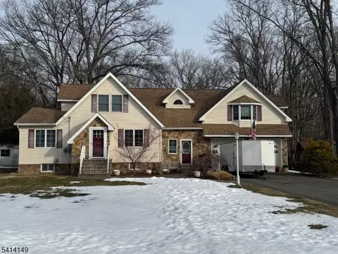 144 Preston Rd, Parsippany, NJ 07054