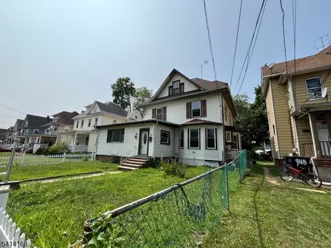 950 W 6th St, Plainfield, NJ 07063 photo 4