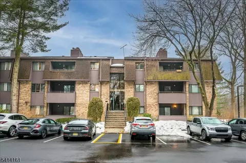 2211 Old Stone Mill Dr #2211, East Windsor Twp, NJ 08512