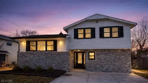 306 Cambridge Rd, Cherry Hill Twp, NJ 08034