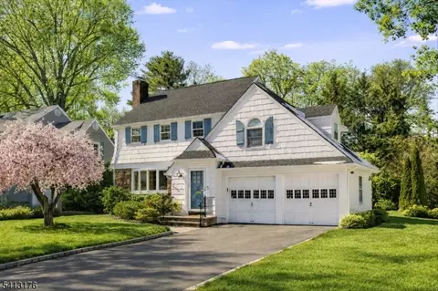 127 Central Ave, Glen Rock, NJ 07452
