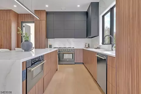 Kitchen - 801 Godwin Rd, Paramus, NJ 07652 photo 6 of 6