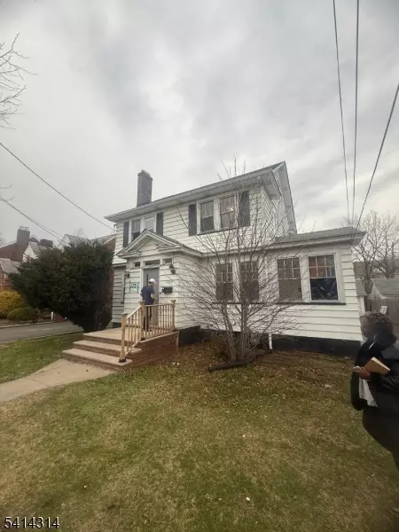 1029 Kipling Rd, Elizabeth, NJ 07208