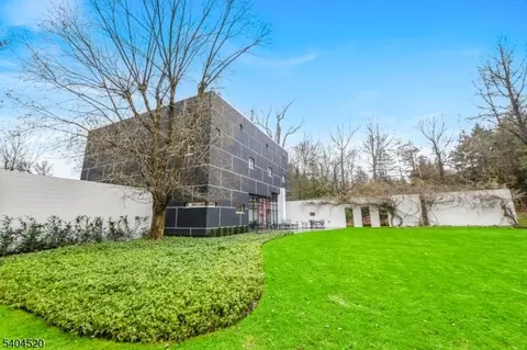 451 Mountain Ave, Caldwell, NJ 07006