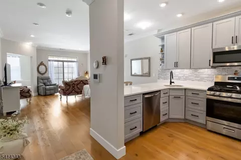 302 Fischer Ct #302, Rockaway, NJ 07866