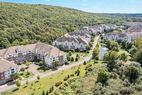 9116 Warrens Way #116, Wanaque, NJ 07465