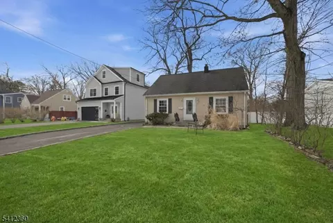 37 Lee Rd, Livingston, NJ 07039