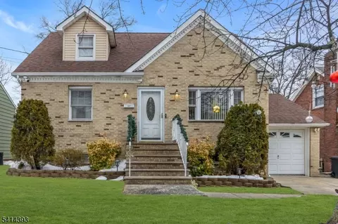 321 Sherwood Rd, Union, NJ 07083